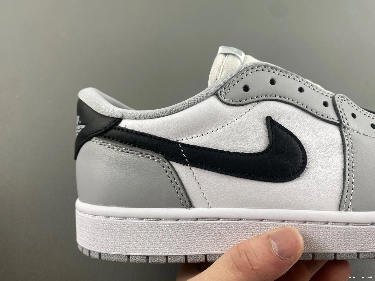 Low Air CZ0790-110 Barons Jordan 1  OG 0503